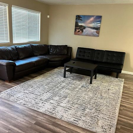 Quiet 1Bed,1Bath Condo With Free Parking Fresno Esterno foto